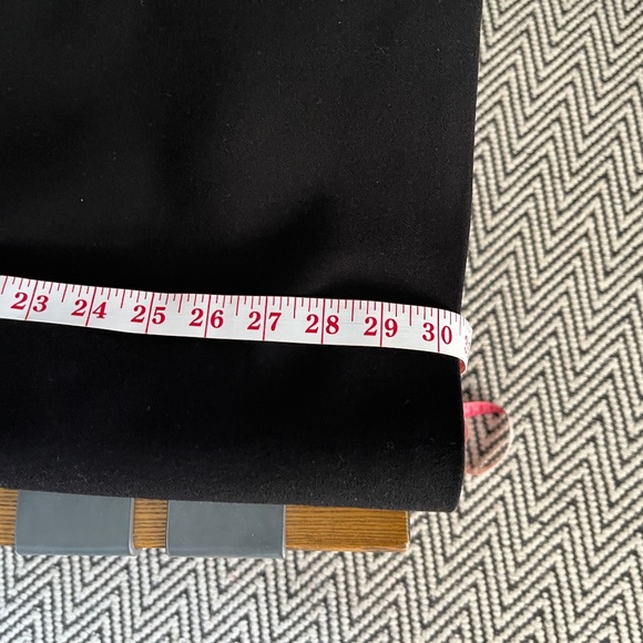 Zara (M) black, spring/fall blazer, one button, with pockets, EUC, black. - Picture 15 of 16